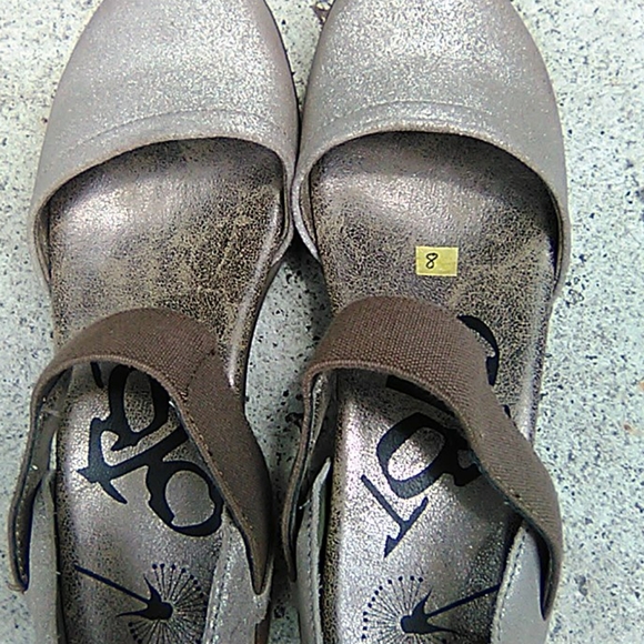 Size 8 otbt shoes - Picture 4 of 5